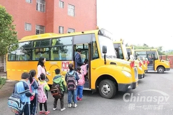 中通校車(chē)前11月銷(xiāo)量同比增長(zhǎng)36%