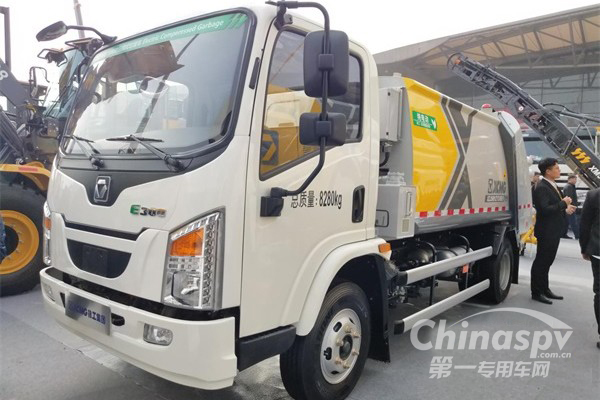 徐工重卡如何“玩轉(zhuǎn)”2018上海寶馬展