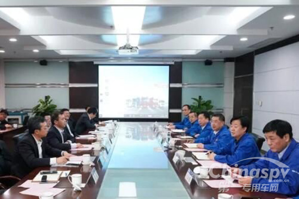 北汽集團(tuán)總經(jīng)理張夕勇一行訪(fǎng)問(wèn)陜汽