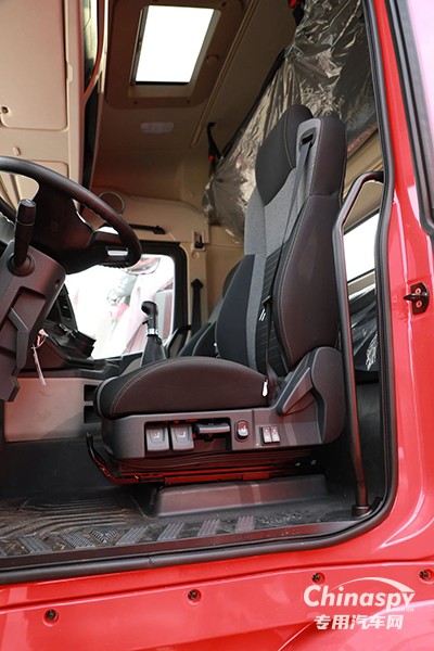 江淮星耀X5冷藏車:秋天的第一只大閘蟹，你嘗鮮了嗎？