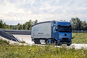 戴姆勒IAA2024：聚焦碳中和長途運輸，梅賽德斯-奔馳eActros 600預計11月實現(xiàn)量產(chǎn)