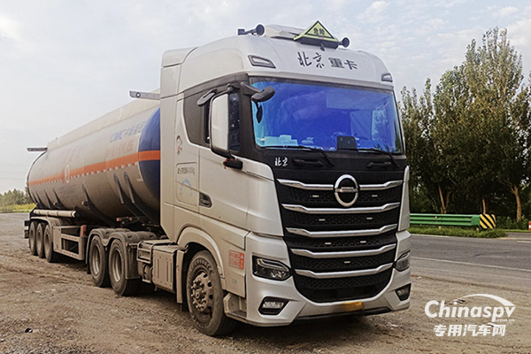 危化品運輸人闞明龍：北京重卡安全可靠、油耗低 讓我更從容自信