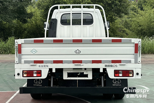 能裝能跑還能省，長安跨越者D5超級CNG版震撼上市！