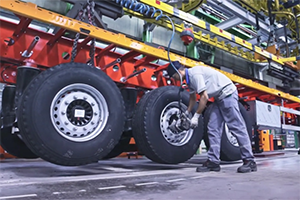 Kassbohrer創(chuàng)新之作：輕松應(yīng)對各種集裝箱挑戰(zhàn)的掛車