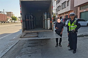 廣東江門查獲一非法運輸?；份p型貨車