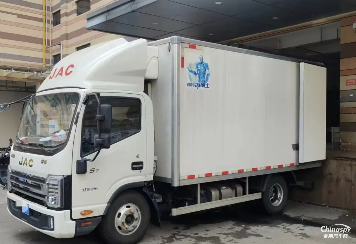 陳師傅：商超物流 拉貨能手 換車(chē)我還選江淮1卡和安徽康明斯動(dòng)力！