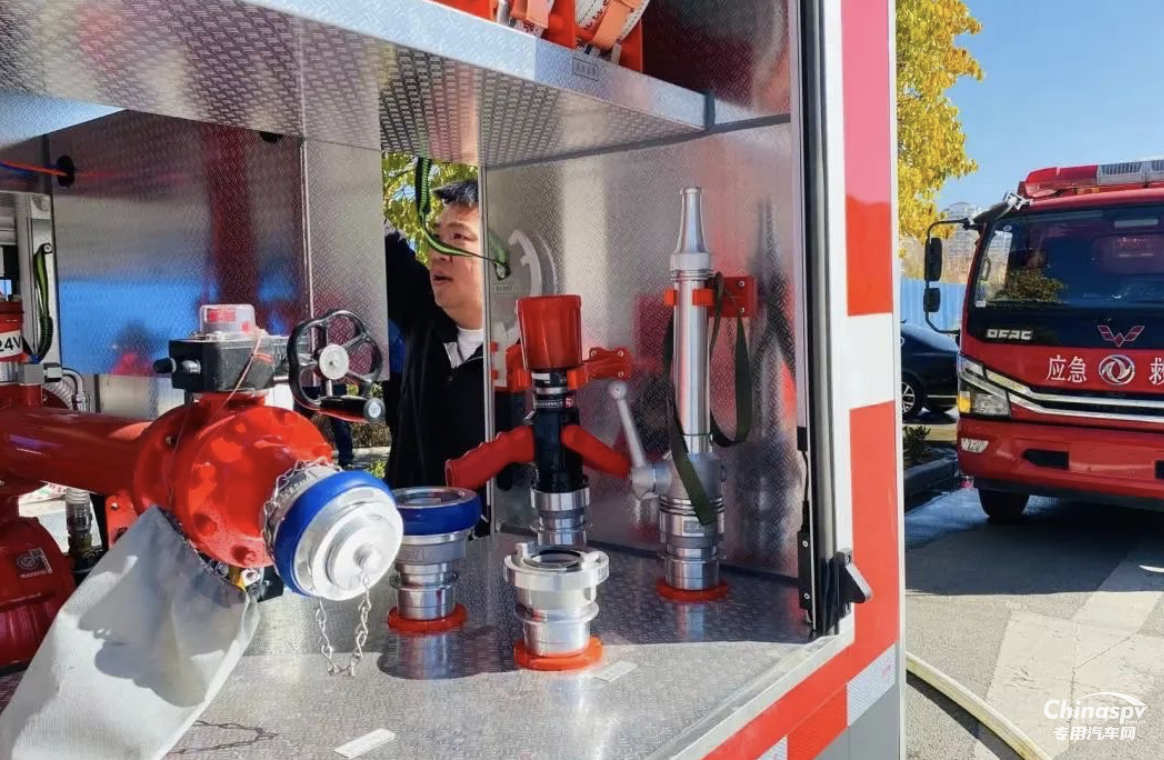 春節(jié)交付暖人心！50 臺五菱消防車再赴云南