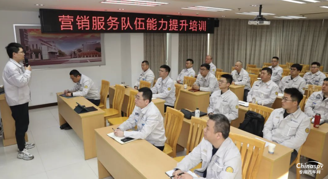 解放動力：淬煉營銷服務(wù)尖兵，開啟2025市場新程