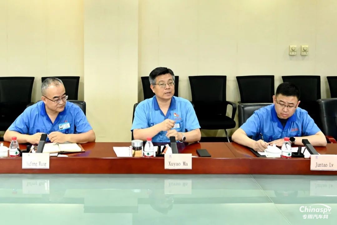 伊頓公司代表團訪問法士特