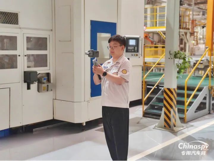 解放動力王天賜：從技術(shù)骨干到“流量先鋒”的破圈之路