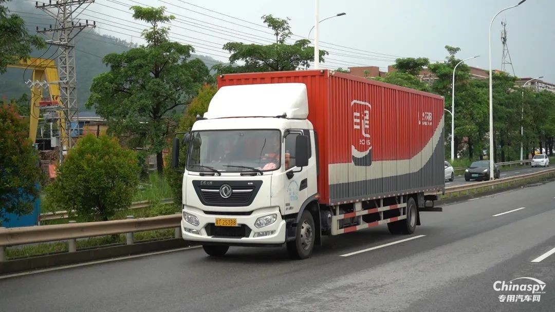 與時間賽跑！廣東肖師傅的高效之選：“有勁、省油、開不壞！”