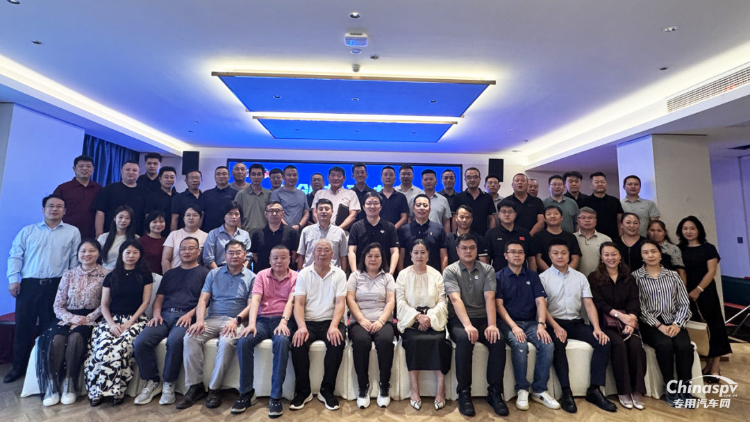 東風(fēng)康明斯2025年服務(wù)理事會暨備件戰(zhàn)略研討會圓滿召開