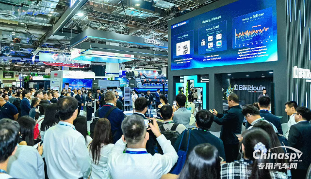 亞洲最大數(shù)據(jù)中心展，濰柴“巨無(wú)霸”產(chǎn)品亮相