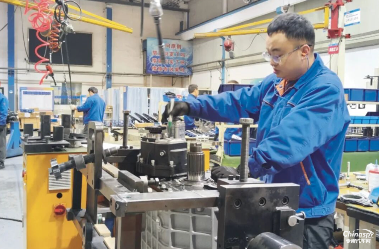 法士特以“新”實(shí)力賦能商用車“新”業(yè)態(tài)