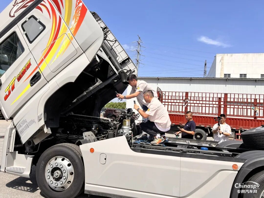 一汽解放動(dòng)力總成