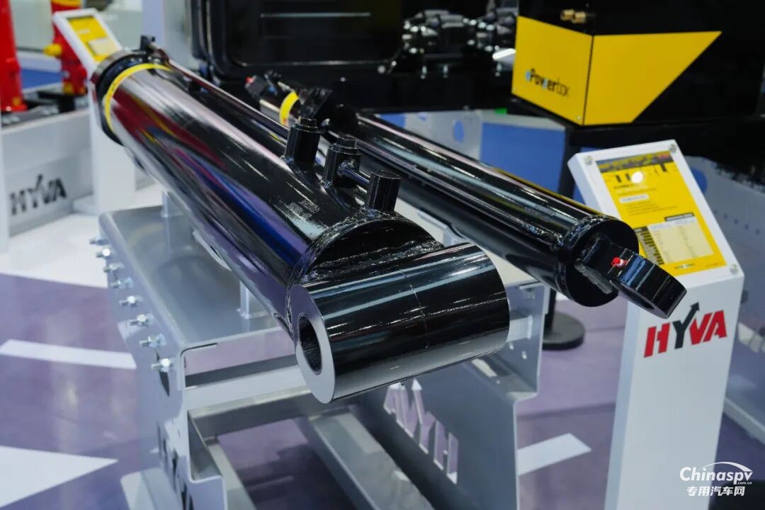 以遠(yuǎn)見赴新程！海沃煥新2025武漢商用車展