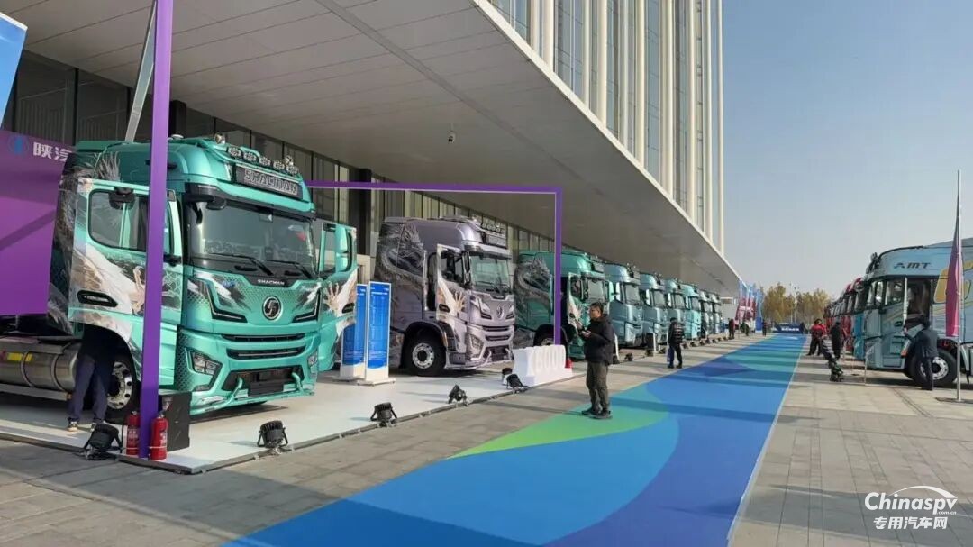 搭載伊思靈NTS2，陜汽X6000超凡旗艦版亮相