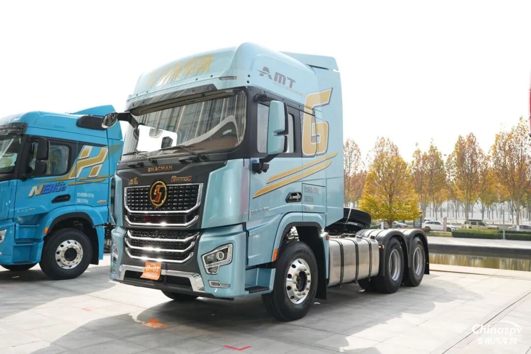 全域深耕 全景突破！西安康明斯閃耀陜汽重卡2026商務(wù)年會(huì)！