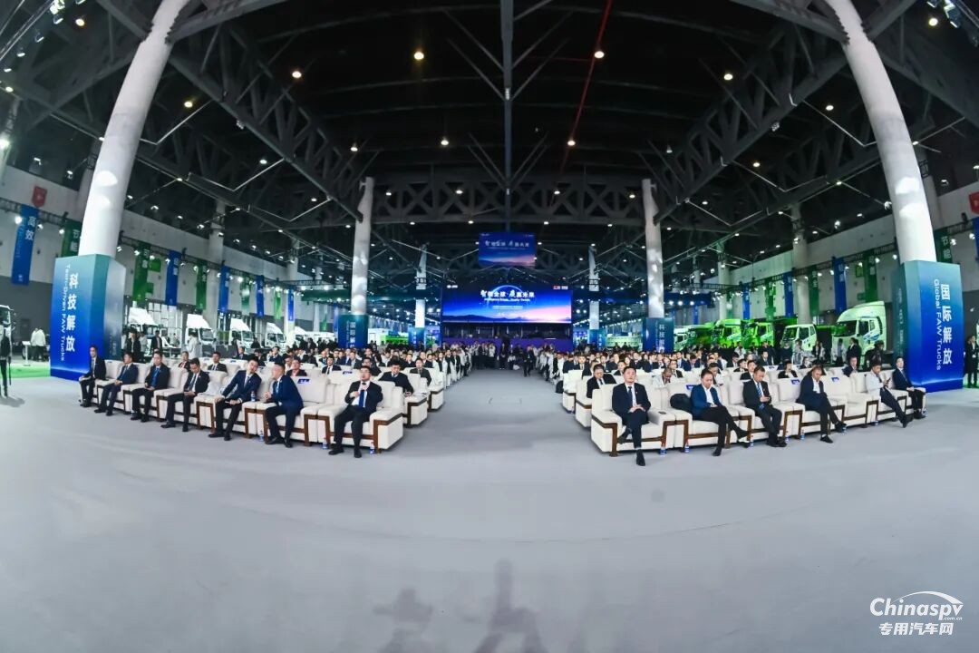 一汽解放煥新發(fā)布四款NG重型發(fā)動(dòng)機(jī)產(chǎn)品！