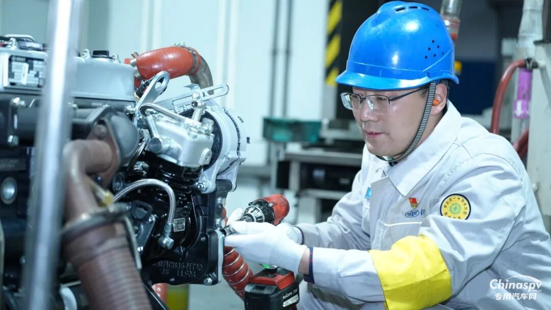 解放動力謝子奇：一線淬初心 雙線寫擔當