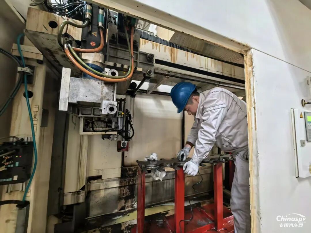 解放動(dòng)力總成事業(yè)部起步即沖刺，迎戰(zhàn)2026！