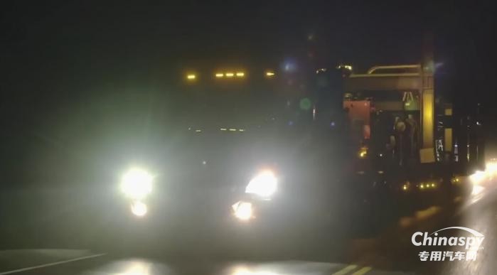 北美重卡巨人：沃爾沃VNX領(lǐng)航超限運輸時代