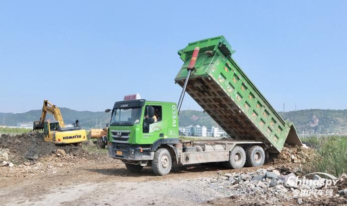 上汽紅巖“工程之王”助力漩門灣拓浚擴排 高效可靠深耕基建工程