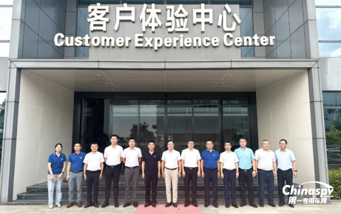 中集強(qiáng)冠攜手解放青汽x玉柴集團(tuán)加速推進(jìn)牽引頭罐一體化產(chǎn)品開發(fā)與推廣